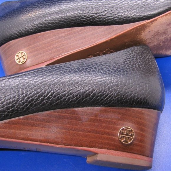 Tory Burch Annelise Round Toe 1.5" Low Wedge Black Pebble Leather Size 9.5 - Picture 3 of 9